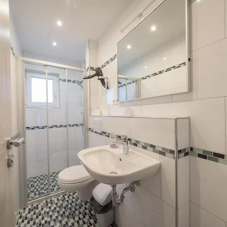 Jeli Apartments Starigrad Paklenica Room photo