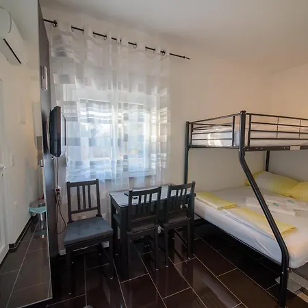 Jeli Apartments Starigrad Paklenica Room photo
