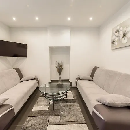 Jeli Apartments Starigrad Paklenica Room photo