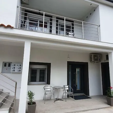 Jeli Apartments Starigrad Paklenica Exterior photo