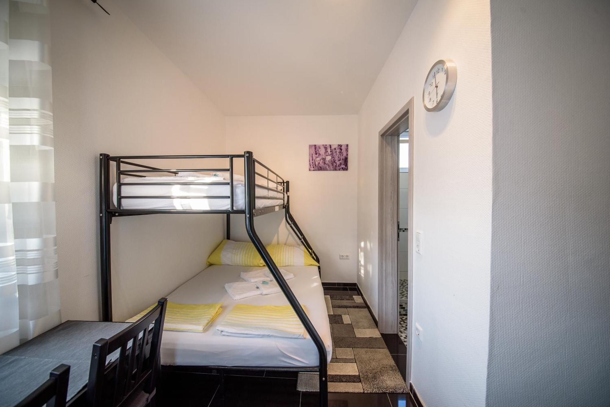 Jeli Apartment Starigrad Paklenica