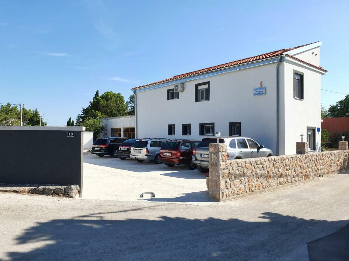 Apartman Jeli *