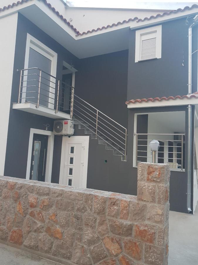 Apartment Jeli *